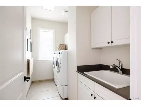 8154 E 25th Dr, Denver, CO 80238 photo 29