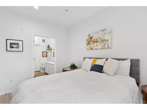 Bedroom - 9633 E 5th Ave #10-10202, Denver, CO 80230 photo 4 of 7