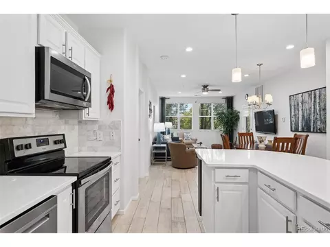 Kitchen - 9633 E 5th Ave #10-10202, Denver, CO 80230 photo 6 of 6