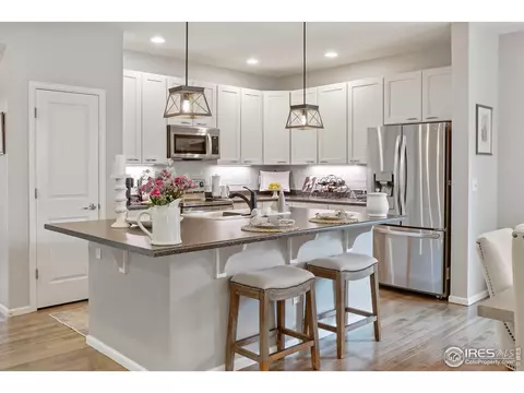 1816 Sunshine Ave, Longmont, CO 80504