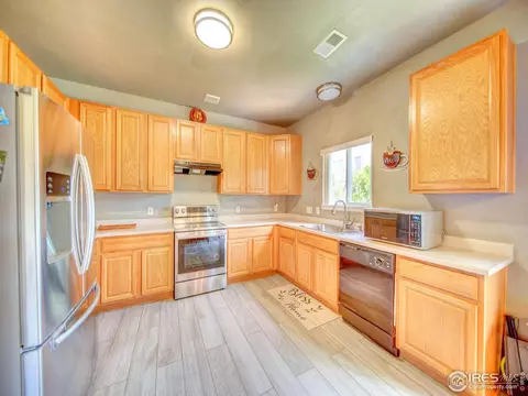 19648 E 58th Pl, Aurora, CO 80019 photo 4