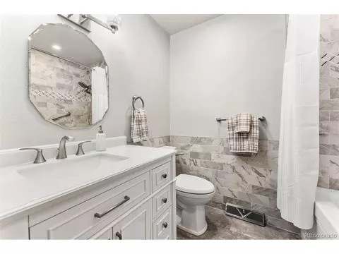 8101 E Linvale Pl, Denver, CO 80231 photo 19