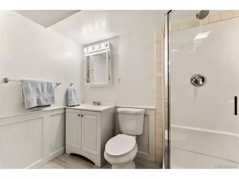 8101 E Linvale Pl, Denver, CO 80231 photo 27