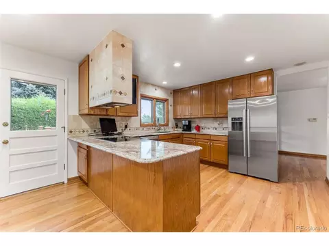 8101 E Linvale Pl, Denver, CO 80231 photo 8