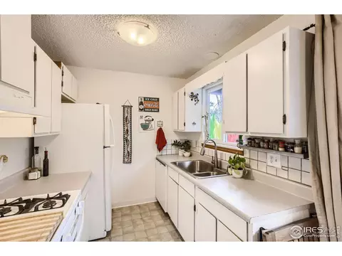 725 5th Ave, Lyons, CO 80540 photo 10