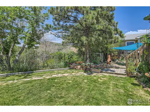 725 5th Ave, Lyons, CO 80540 photo 5