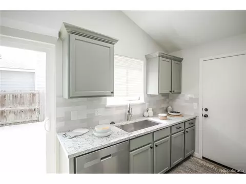 19385 E Batavia Pl, Aurora, CO 80011 photo 7