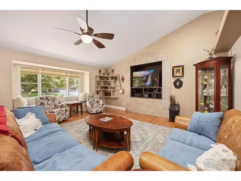 1012 N 3rd St, Johnstown, CO 80534 photo 5