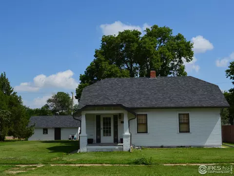 111 W 6th St, Julesburg, CO 80737