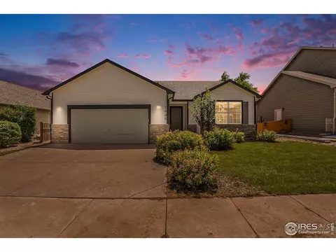 1806 Hematite Ln, Lochbuie, CO 80603