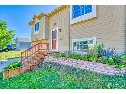 2170 Hackberry Cir, Longmont, CO 80501 photo 2