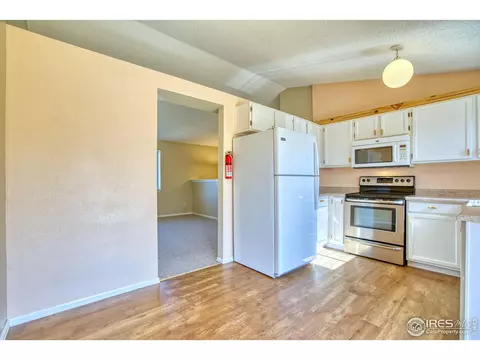 2170 Hackberry Cir, Longmont, CO 80501 photo 7