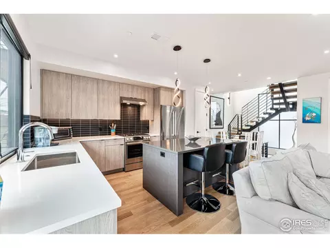 938 North St #B, Boulder, CO 80304