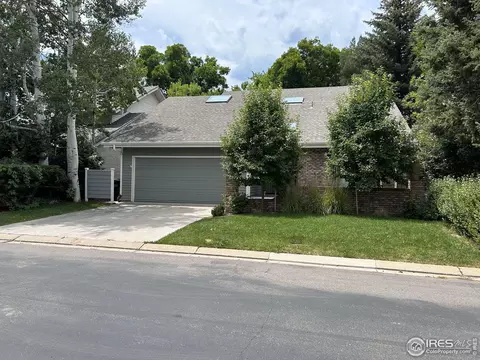 7104 Cedarwood Cir, Boulder, CO 80301 photo 2