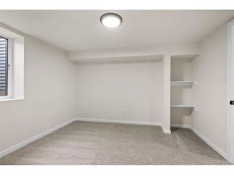 7555 E 22nd Ave, Denver, CO 80207 photo 37