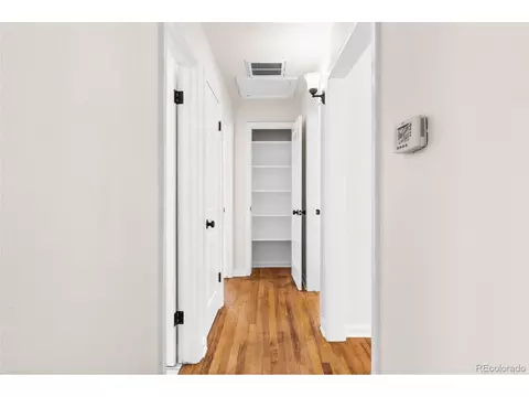 7555 E 22nd Ave, Denver, CO 80207 photo 18