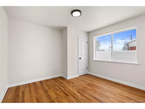 7555 E 22nd Ave, Denver, CO 80207 photo 28