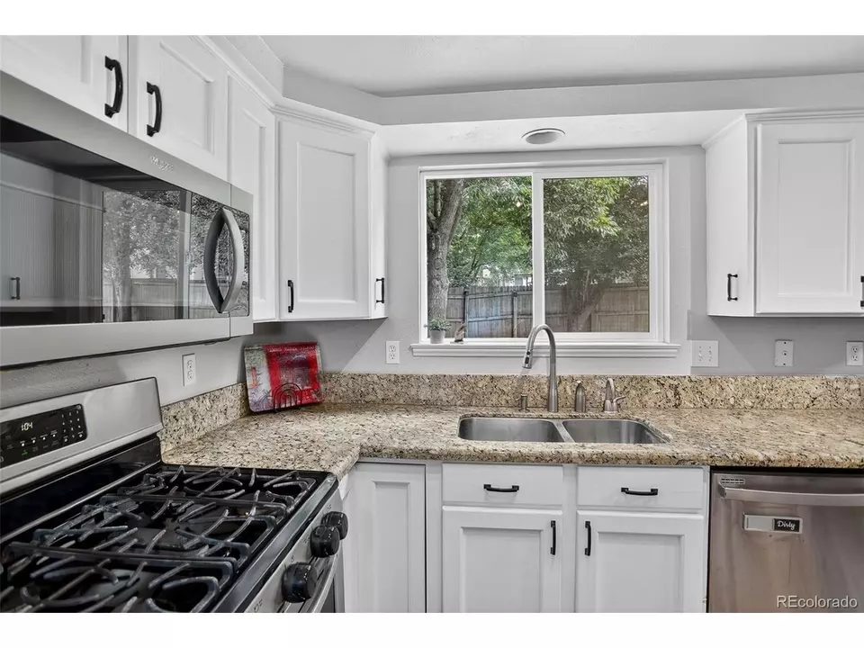 14524 E Wagon Trail Dr, Aurora, CO 80015 | MLS# 9924710 | 38 Photos ...