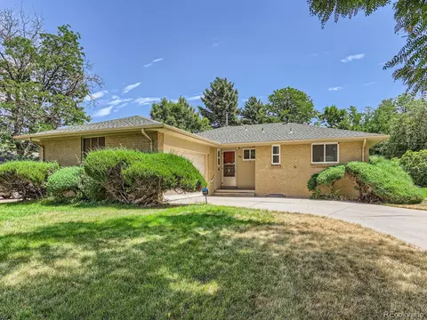 462 Jamaica St, Aurora, CO 80010