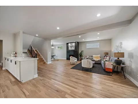 5838 S Louthan St, Littleton, CO 80120