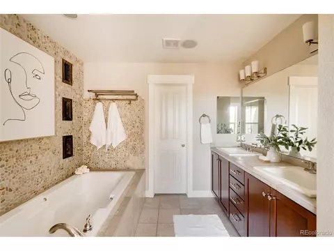 8628 E 25th Dr, Denver, CO 80238 photo 22