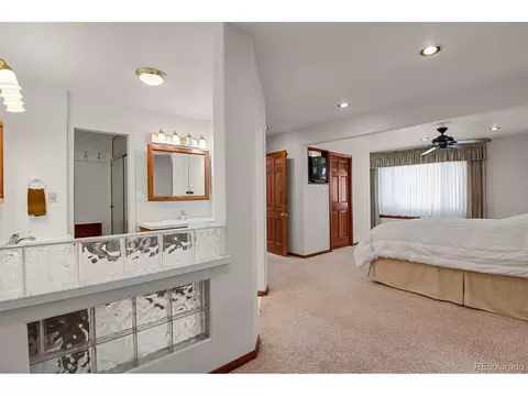 9186 E Floyd Pl, Denver, CO 80231 photo 12
