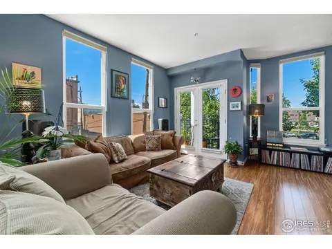 1521 Vine St #205, Denver, CO 80206