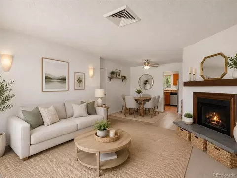3825 S Monaco Pkwy #212, Denver, CO 80237