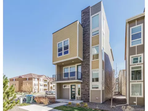 15669 E Broncos Pl, Englewood, CO 80112
