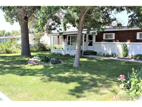 107 Pine St, Log Lane Village, CO 80705