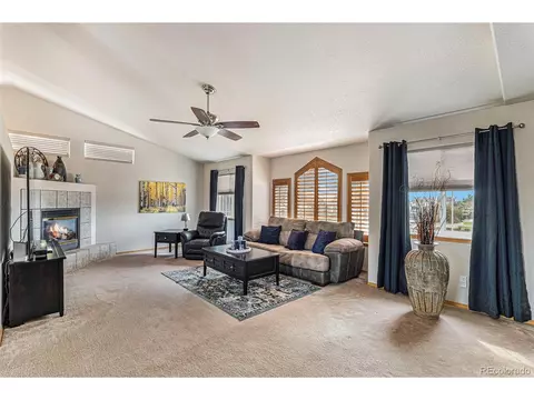 9759 Keating Dr, Peyton, CO 80831 photo 3