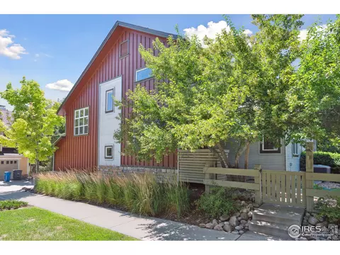 2697 Hedgerow Cir, Lafayette, CO 80026