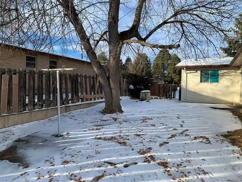 327 E 17th Ave, Longmont, CO 80504 photo 4