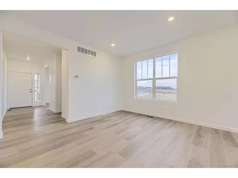 554 Yankee Boy Loop, Elizabeth, CO 80107 photo 5