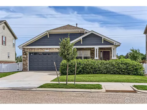 2171 Winding Dr, Longmont, CO 80504