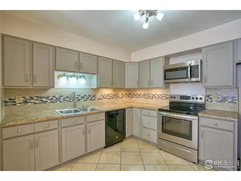 1642 Harvard St, Longmont, CO 80503
