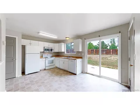 5003 E 111th Pl, Thornton, CO 80233 photo 11