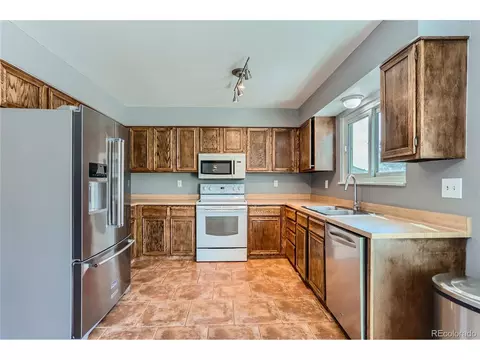 17117 Evans Dr, Aurora, CO 80013 photo 10