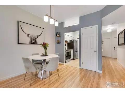 7462 Singing Hills Dr, Boulder, CO 80301 photo 4