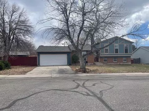 16392 E Idaho Pl, Aurora, CO 80017