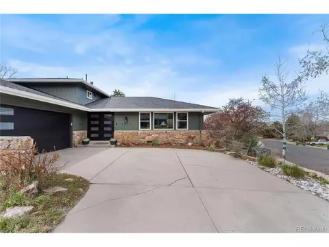 7016 Euclid Dr, Centennial, CO 80111 photo 2