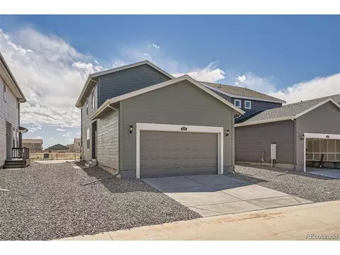 Exterior - 525 Aspen Ave, Bennett, CO 80102 photo 3 of 4