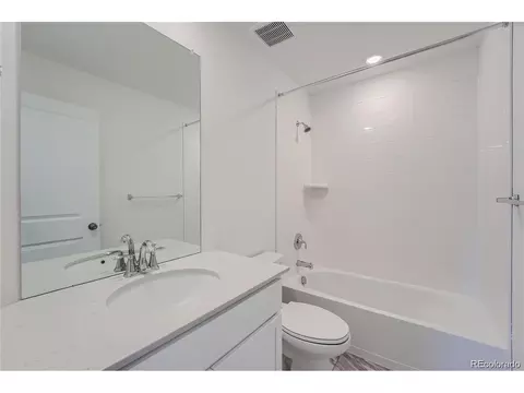 Bath - 525 Aspen Ave, Bennett, CO 80102 photo 2 of 2