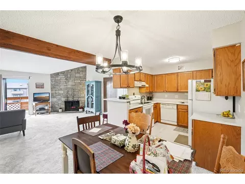 Dining - 331 Wright St #304, Lakewood, CO 80228 photo 3 of 3