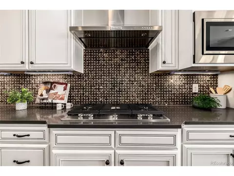Kitchen - 22654 E Henderson Dr, Aurora, CO 80016 photo 5 of 8