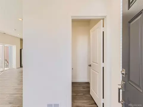 540 Kiowa Ave, Bennett, CO 80102 photo 5