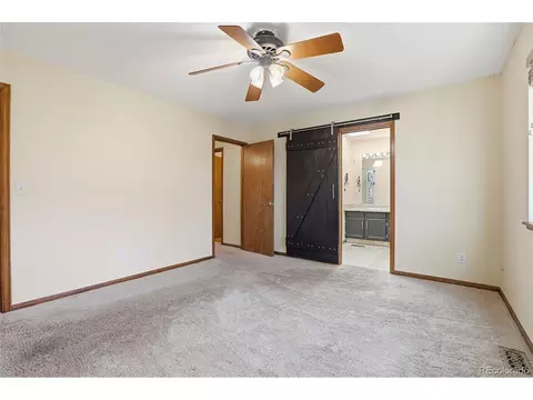 Undisclosed, Aurora, CO 80017 photo 17