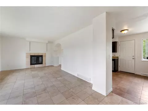 15057 E Security Pl, Aurora, CO 80011 photo 4