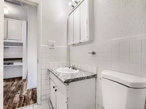 Bath - 9629 E 19th Ave, Aurora, CO 80010 photo 2 of 2