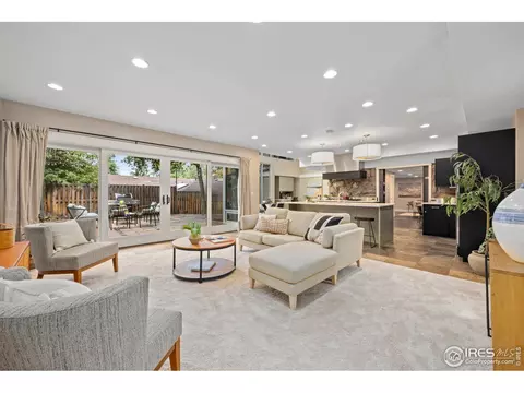 837 15th St, Boulder, CO 80302